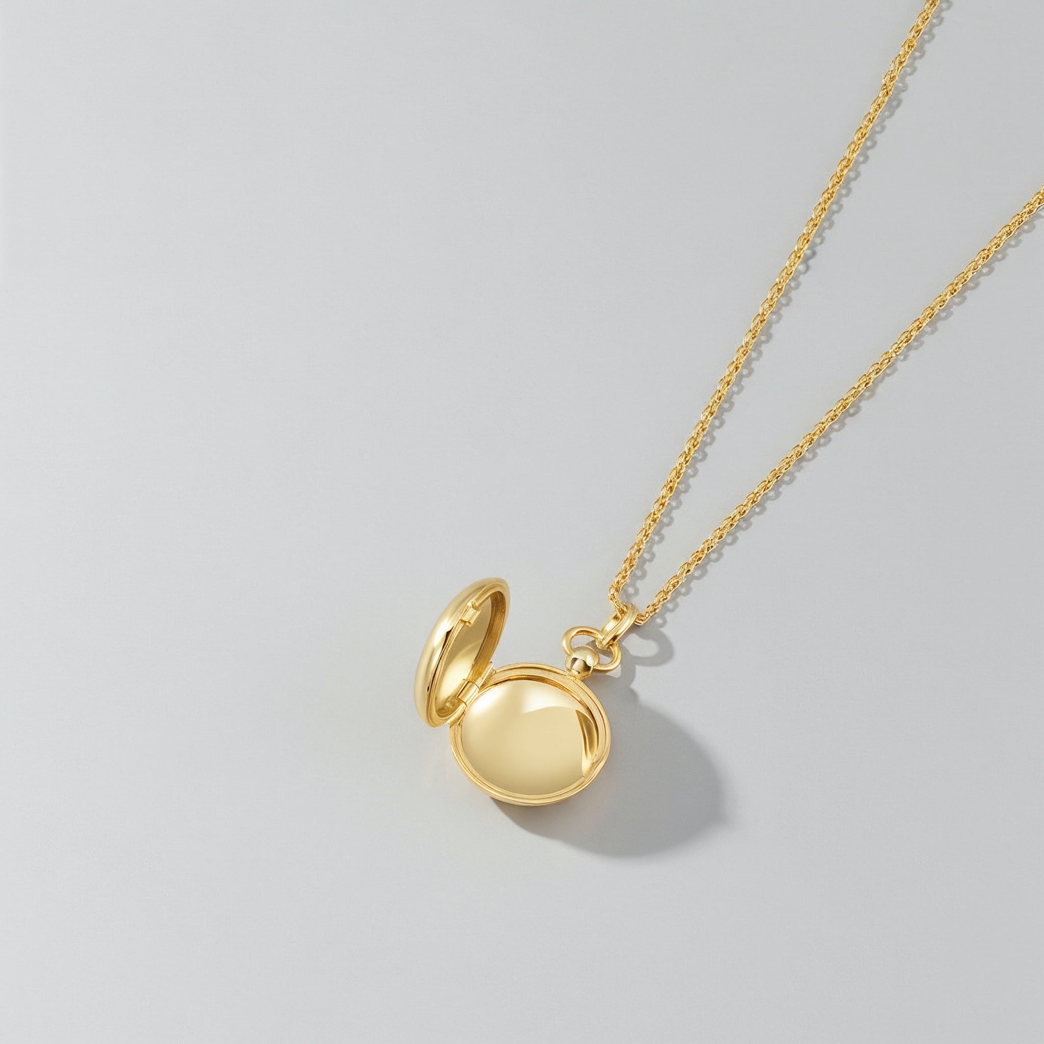18K Gold Vermeil Luna Halo Whisper Locket SN006G