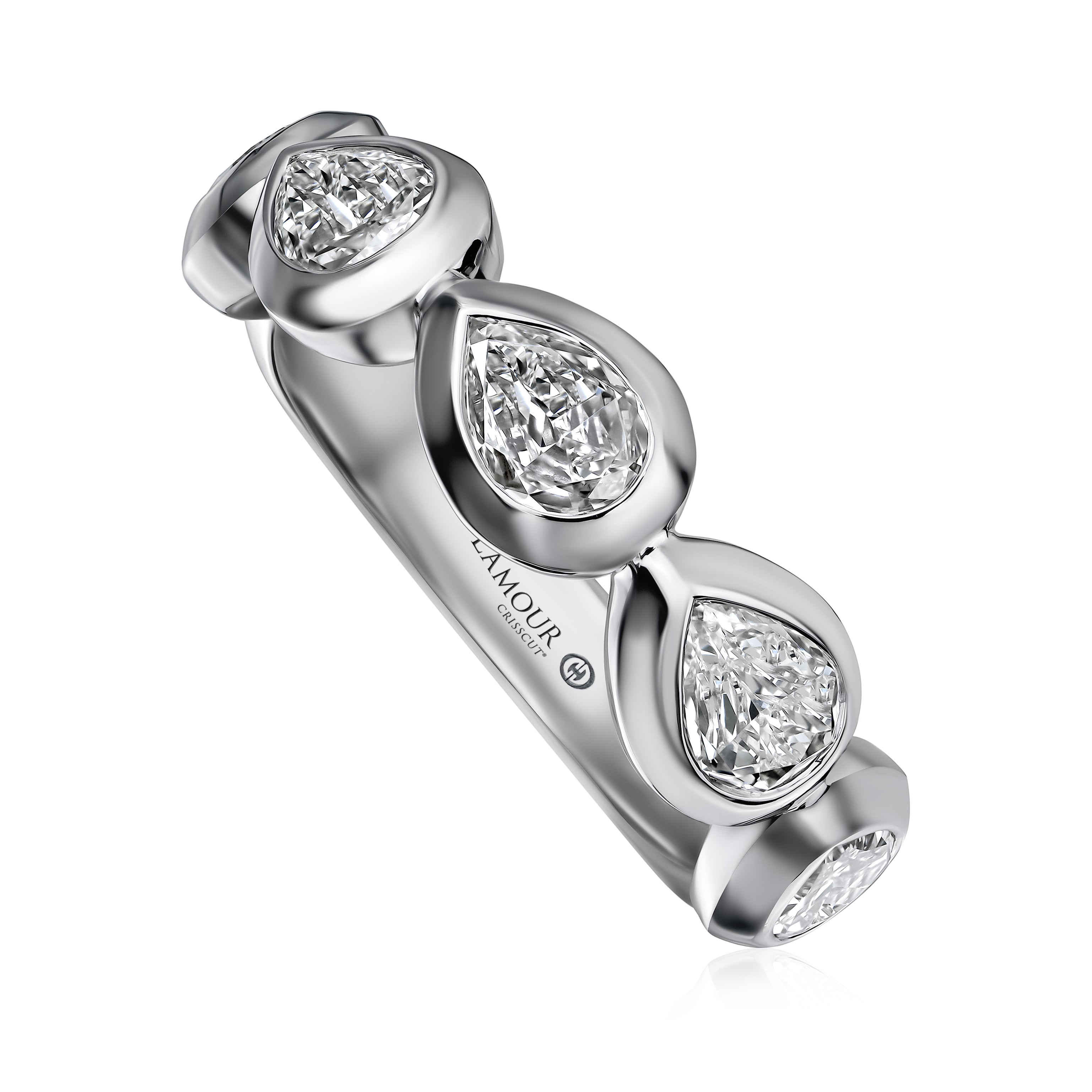 Crisscut L'amour Pear Bezel-set White Gold Band