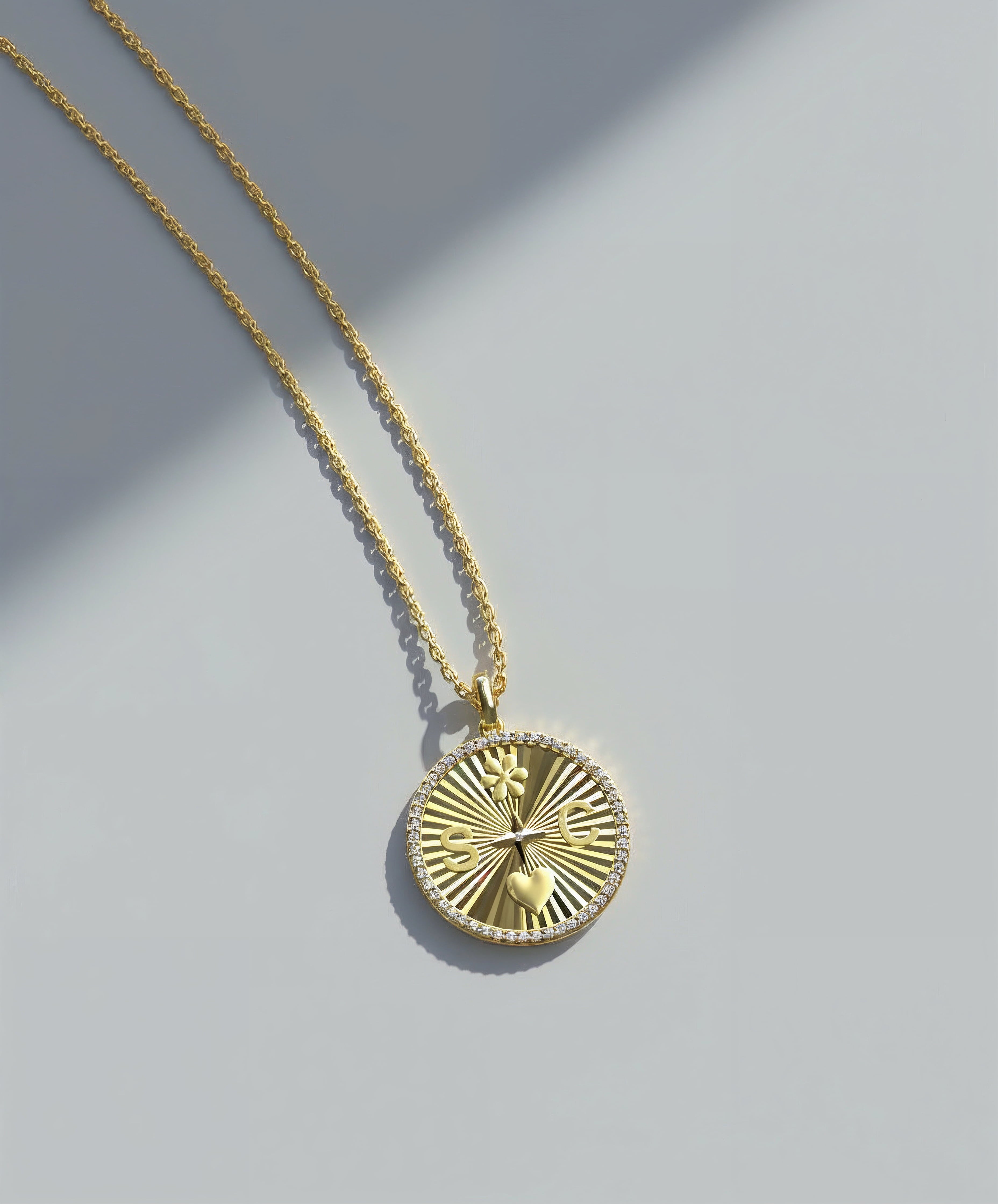 18k Gold Plated Personal Story Medallion Necklace AW24N007A
